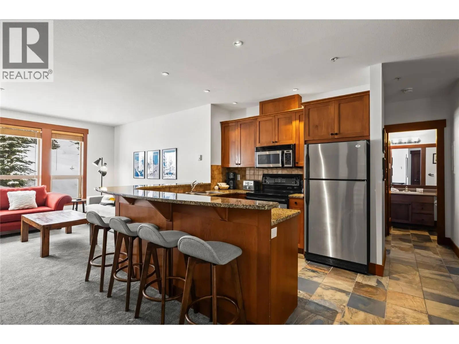 Photo of Listing #10393400